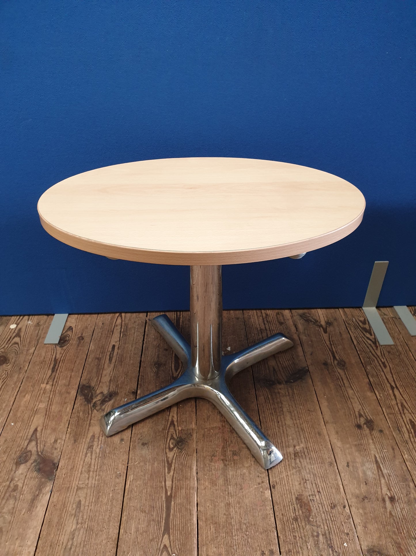 Oval Table - 60cm x 40cm