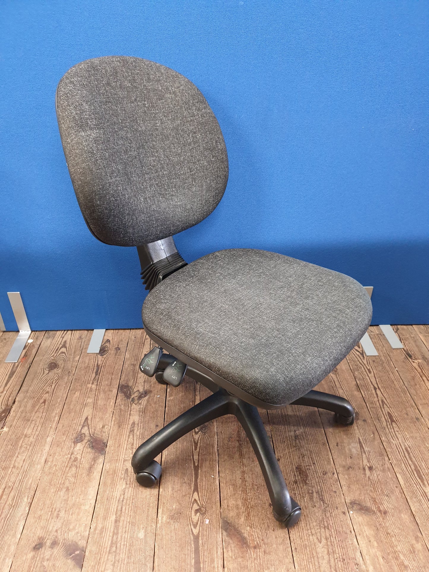 2 Lever Office Chair Black