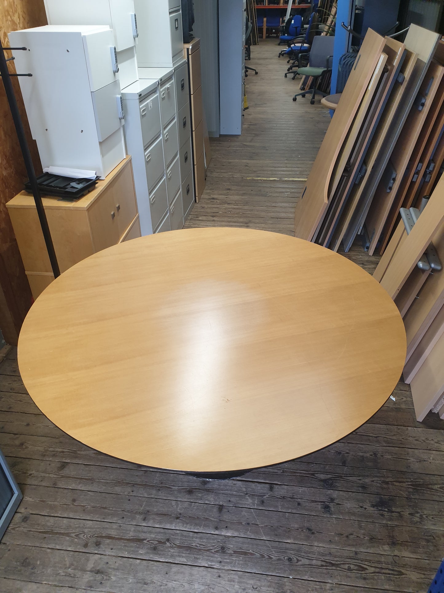 Circular Table - 150cm Diameter