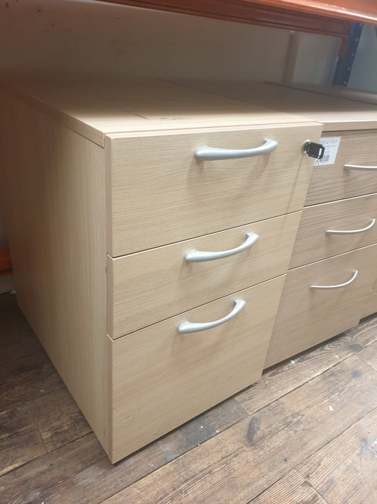 Wooden pedestal 3 Drawers